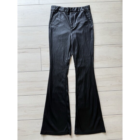 Good American Pants Women’s Size 8/29 Black Faux Leather High Waisted Flare - Picture 3 of 16